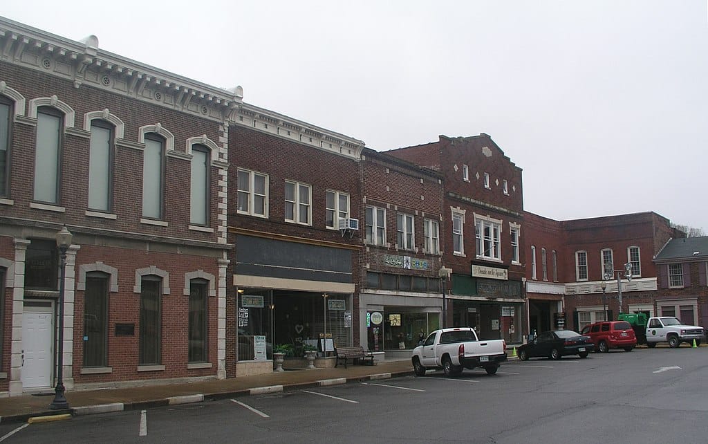 1024px Gallatin Tennessee Town Square